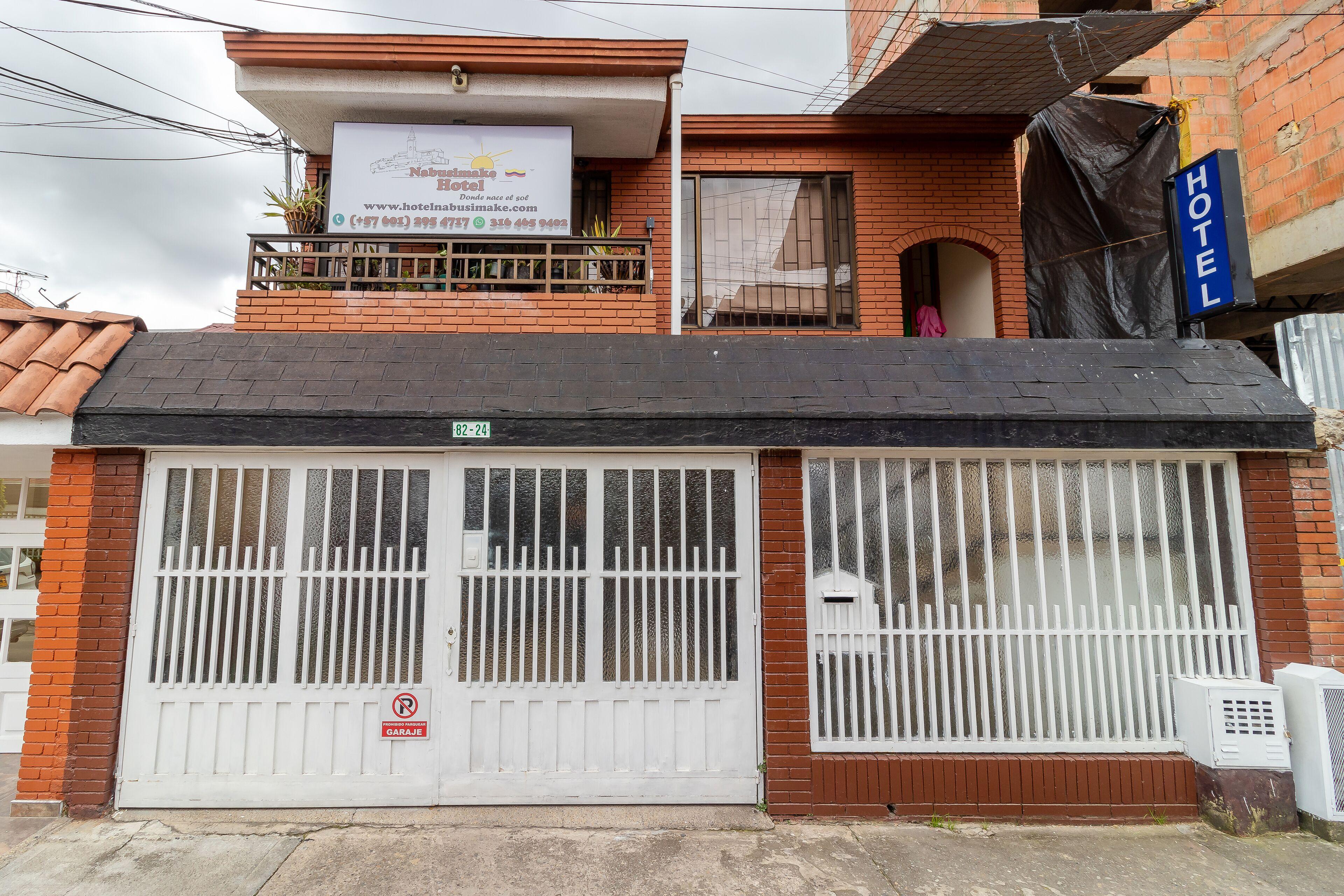 Hotel Nabusimake Modelia, Bogota